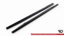Load image into Gallery viewer, Set di Splitter Porsche Panamera Mk1 Taycan / Taycan 4 / Taycan 4S — vista angolata