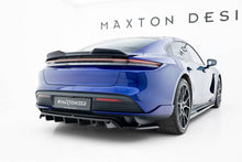 Load image into Gallery viewer, Set di Splitter Porsche Taycan Mk1 Taycan Turbo S — montato sulla vettura