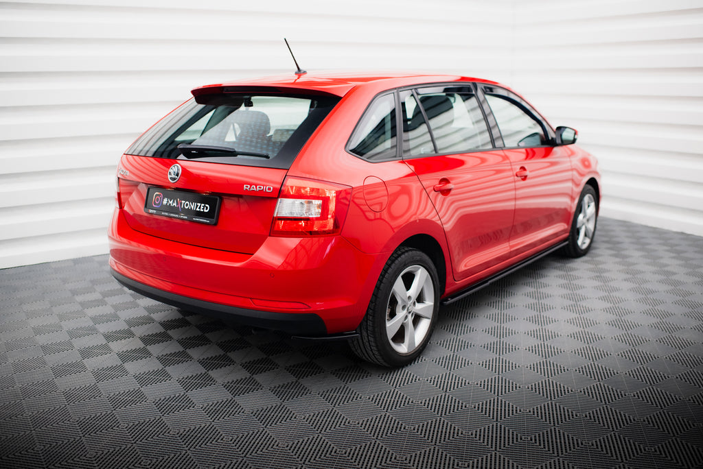 Set di Splitter Skoda Rapid Mk1 — vista frontale