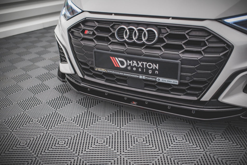 Set di Splitter V.1 Audi A3 Sportback 8Y — dettaglio del profilo
