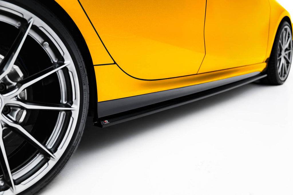 Set di Splitter V.1 BMW Serie 1 F70 M-Pack — montato sulla vettura