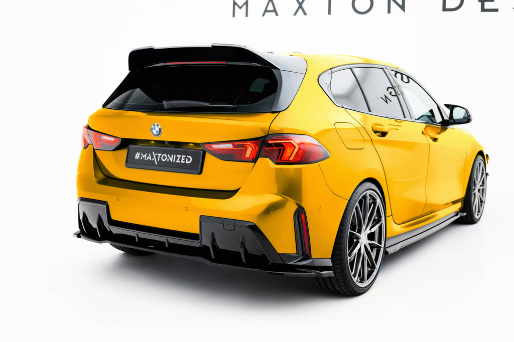 Set di Splitter V.1 BMW Serie 1 F70 M-Pack — particolare del bordo
