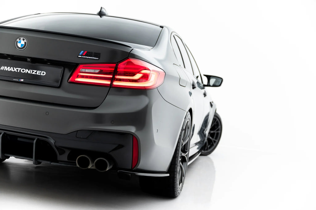 Set di Splitter V.1 BMW Serie M5 F90 — vista laterale