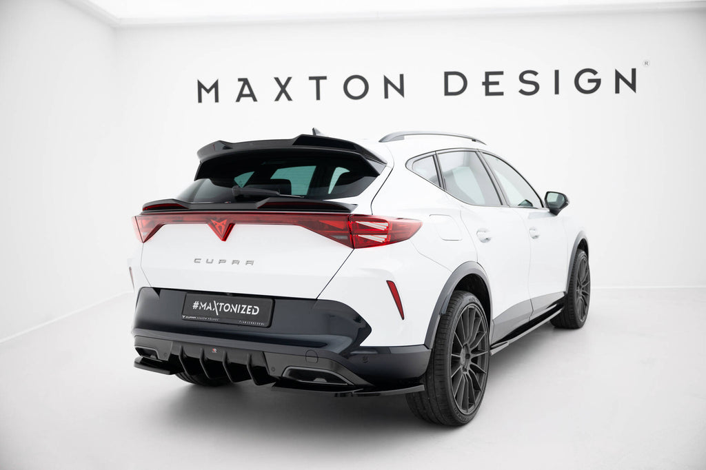 Set di Splitter V.1 Cupra Formentor Mk1 Facelift — dettaglio della superficie
