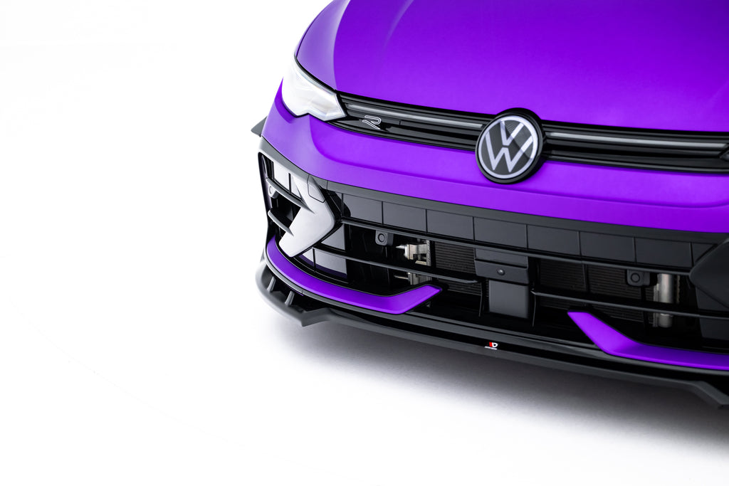 Set di Splitter V.1 Volkswagen Golf R Hatchback Mk8 Facelift — particolare della finitura