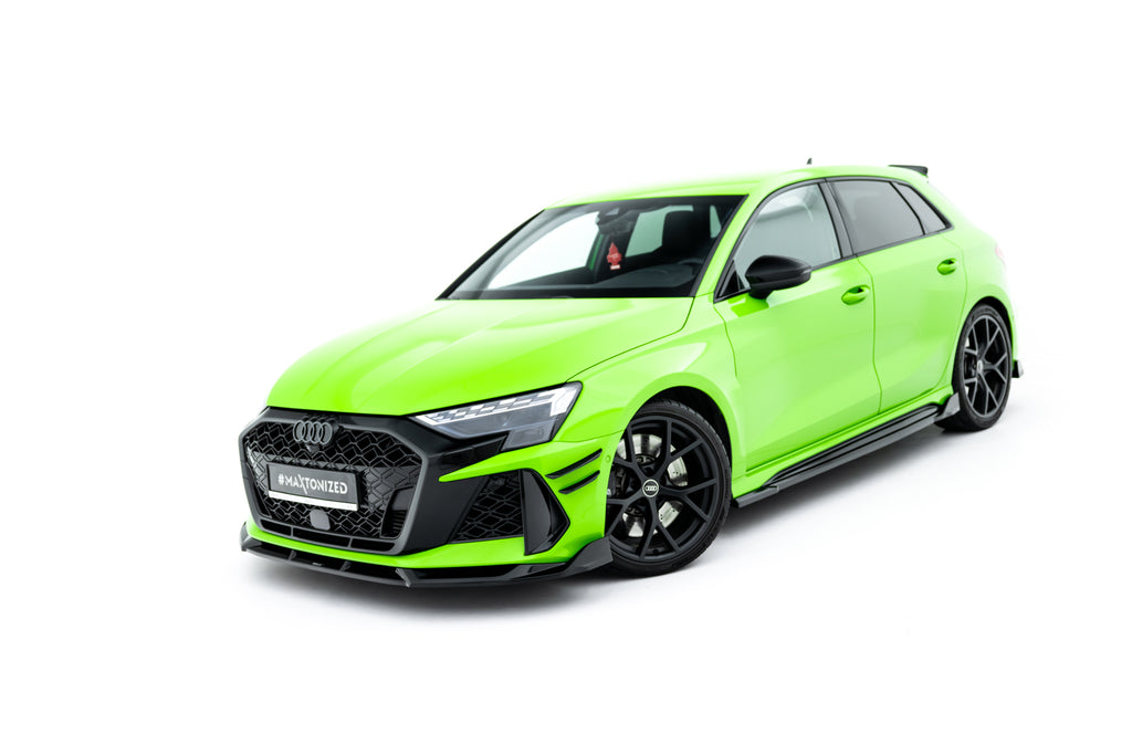 Set di Splitter V.3 Audi RS3 Sportback 8Y Facelift — dettaglio della superficie