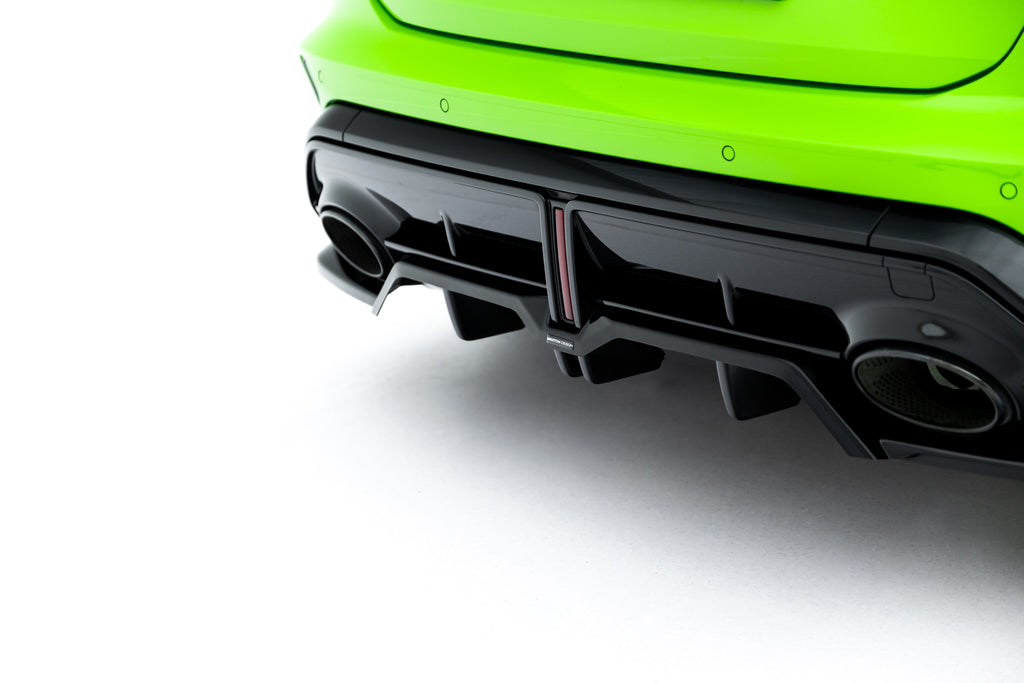 Set di Splitter V.3 Audi RS3 Sportback 8Y Facelift — particolare della finitura