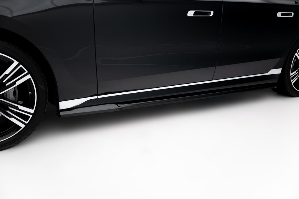 Set di Splitter V.2 BMW Serie 7 G70 — vista posteriore