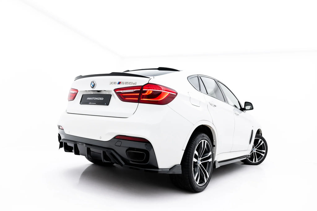 Set di Splitter V.2 BMW X6 F16 M-Pack — vista angolata