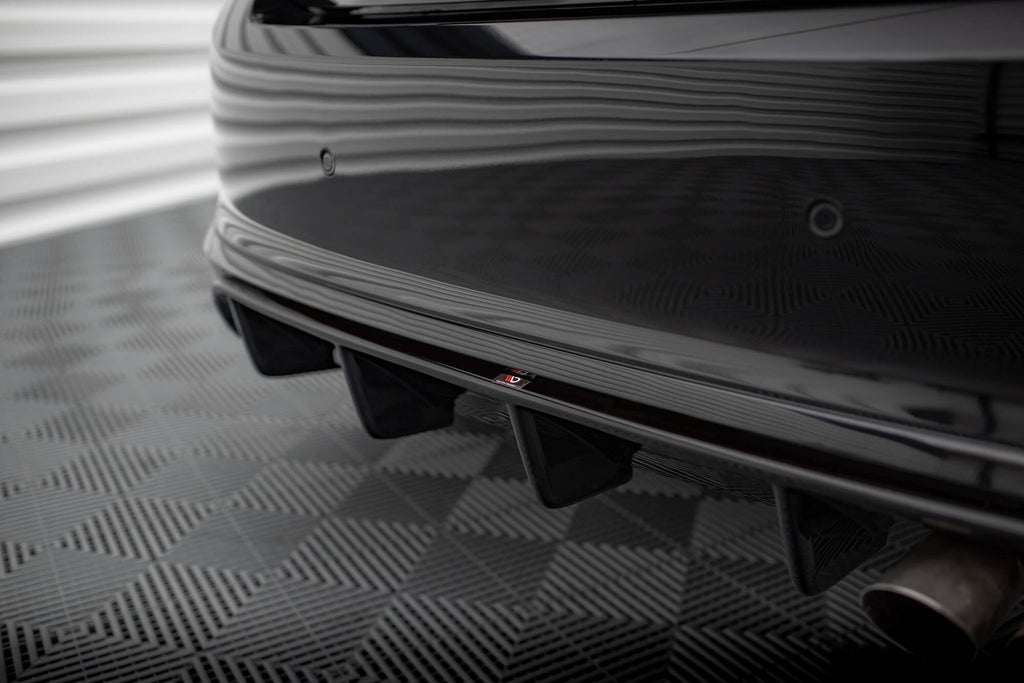 Set di Splitter V.2 Ford Fiesta ST Mk8 Facelift — dettaglio del fissaggio