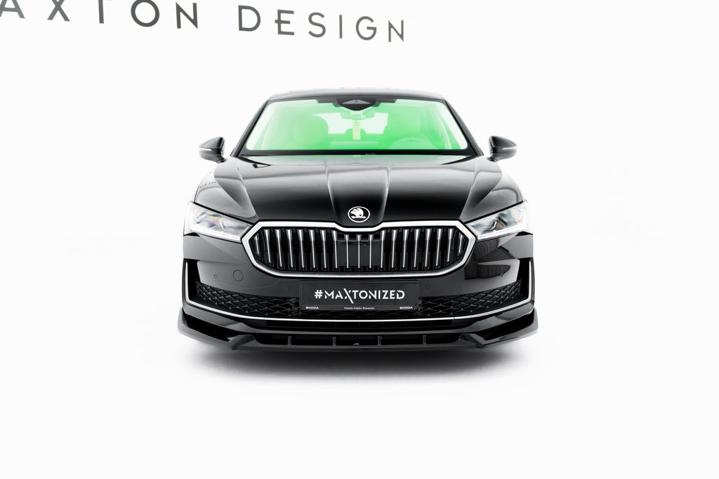 Set di Splitter V.2 Skoda Superb Berlina Mk4 — vista d'insieme