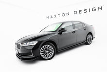 Load image into Gallery viewer, Set di Splitter V.2 Skoda Superb Berlina Mk4 — montato sulla vettura
