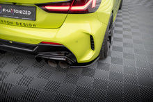 Load image into Gallery viewer, Set di Splitter V.3 BMW Serie 1 F40 M140i — dettaglio del fissaggio