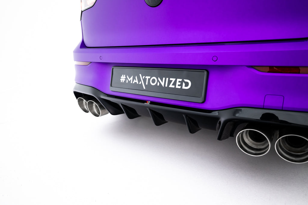 Set di Splitter V.4 Volkswagen Golf R Hatchback Mk8 Facelift — particolare del bordo
