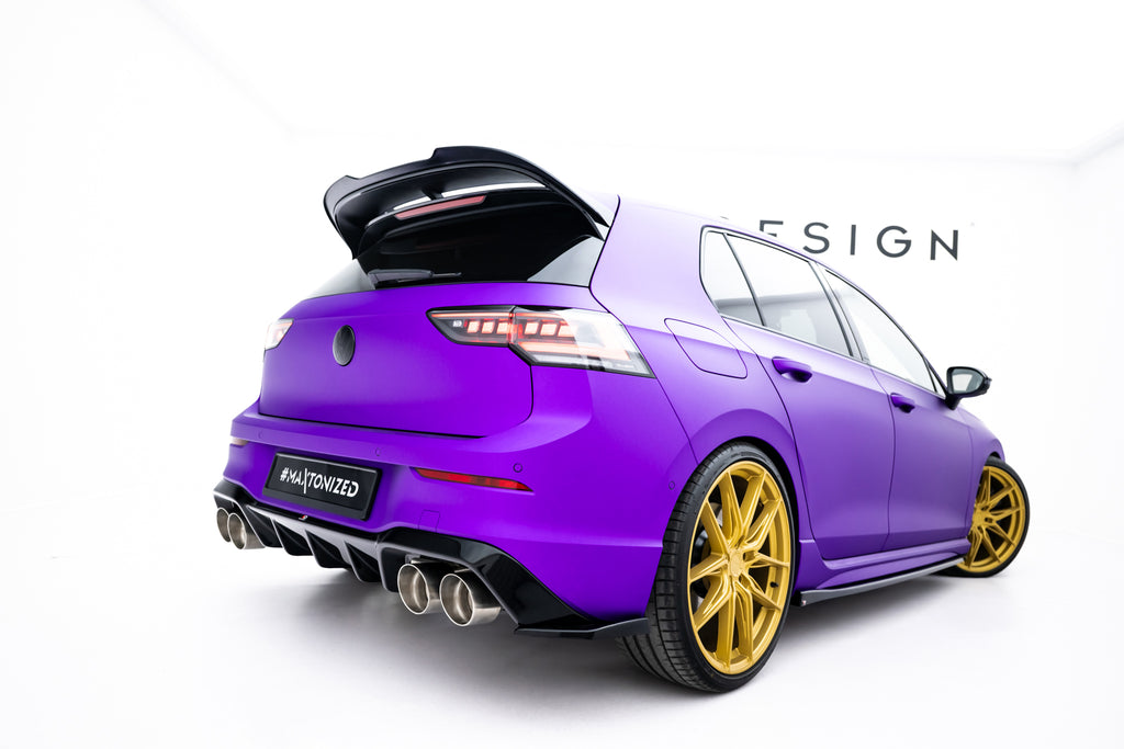 Set di Splitter V.5 Volkswagen Golf R Hatchback Mk8 Facelift — vista angolata