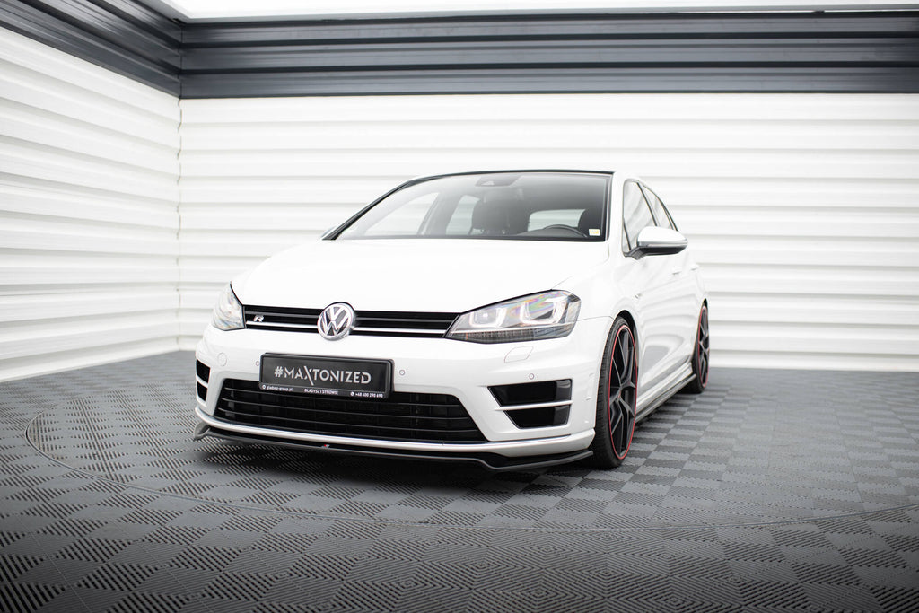 Set di Splitter Volkswagen Golf R Hatchback Mk7 — vista angolata
