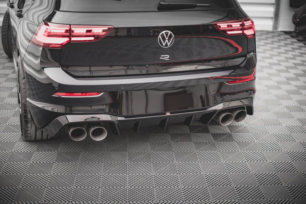 Set di Splitter Volkswagen Golf R Hatchback Mk8 — particolare del bordo