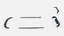 Load image into Gallery viewer, Set di Splitter Volkswagen Golf R Hatchback Mk8 — dettaglio del profilo