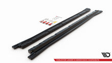 Load image into Gallery viewer, Set di Splitter Volkswagen Tiguan Mk2 Facelift R — dettaglio del fissaggio