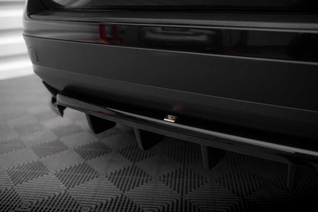 Set di Splitter Volkswagen Touareg Mk2 — vista posteriore