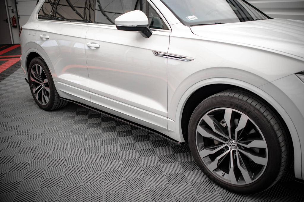 Set di Splitter Volkswagen Touareg Mk3 R-Line — vista dall'alto