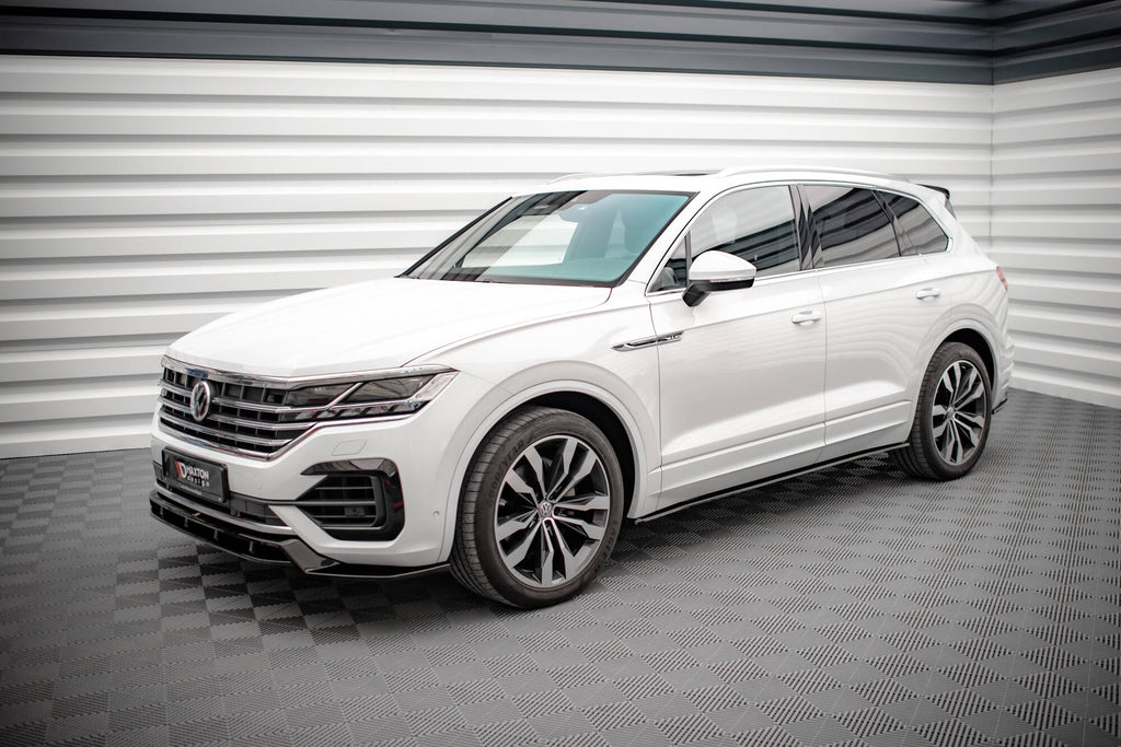 Set di Splitter Volkswagen Touareg Mk3 R-Line — vista laterale