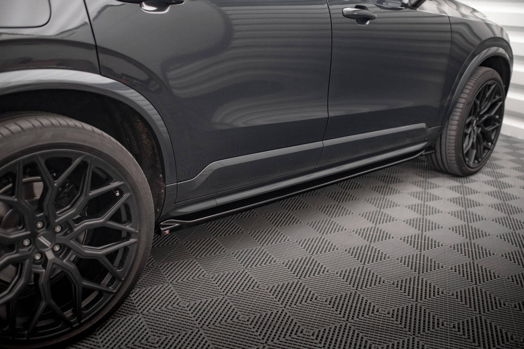Set di Splitter Volvo XC90 Mk2 Facelift R-Design — vista laterale