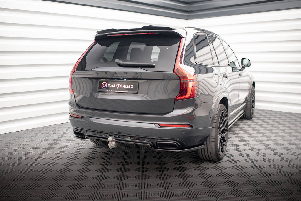 Set di Splitter Volvo XC90 Mk2 Facelift R-Design — dettaglio del fissaggio