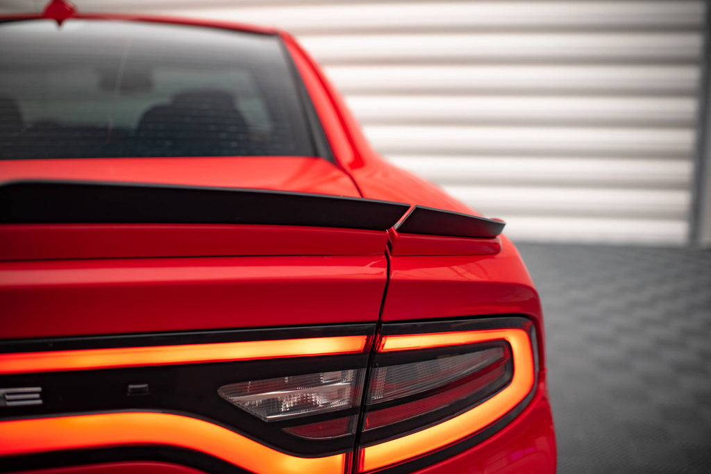 Estensione Spoiler Dodge Charger SRT Mk7 Facelift RT — vista laterale
