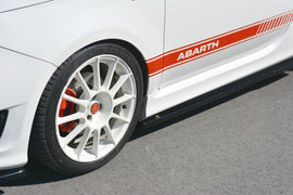 Diffusori sotto minigonne Maxton Design in ABS nero lucido per Abarth 500 Mk1, dettaglio del profilo