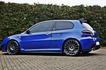 Carica l'immagine nel visualizzatore di Gallery, Dettaglio del diffusore sotto minigonna Maxton per Alfa Romeo 147 GTA