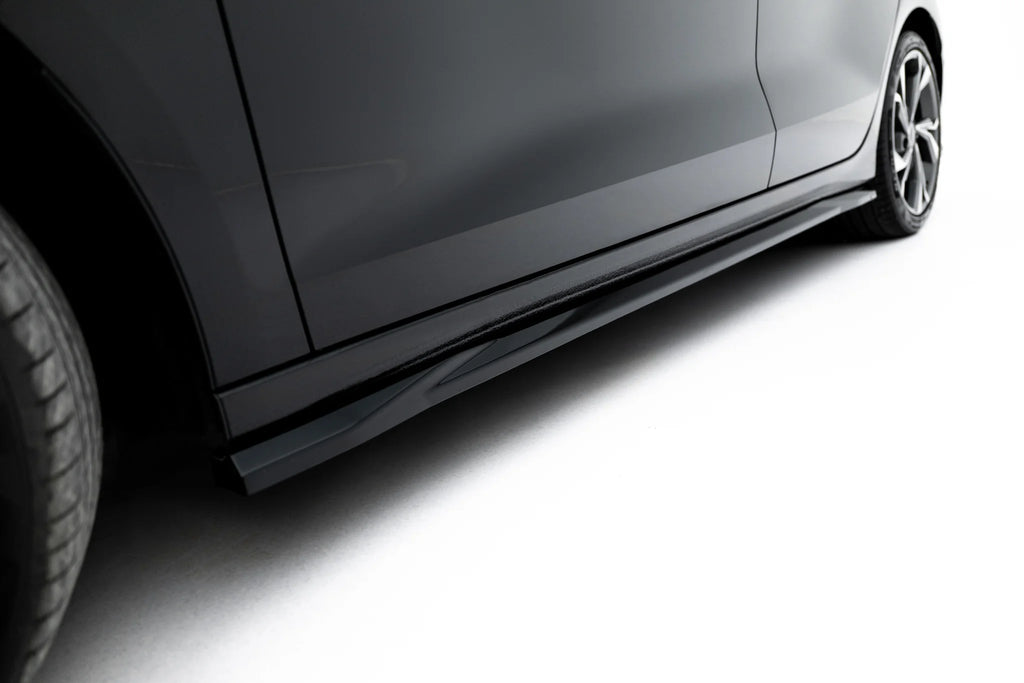Diffusori Sotto Minigonne Audi A3 Berlina 8Y Facelift — montato sulla vettura