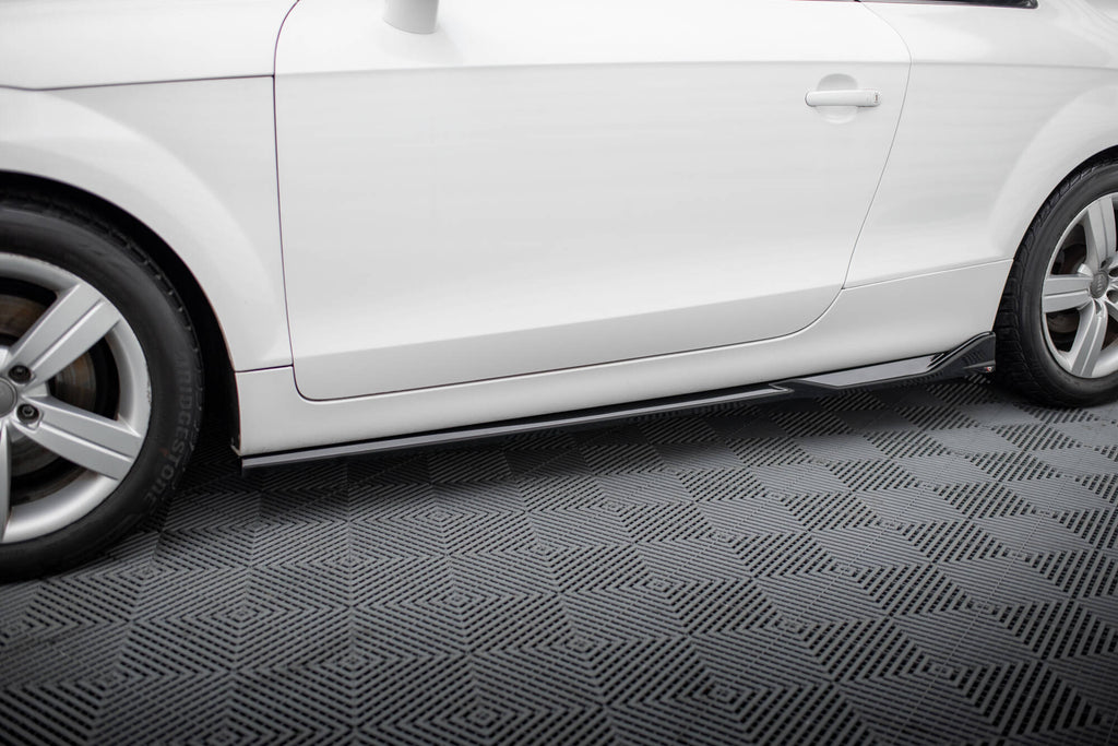 Diffusori Sotto Minigonne Audi TT 8J — dettaglio del profilo