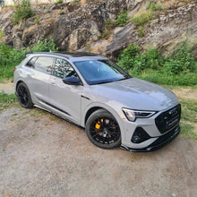 Carica l'immagine nel visualizzatore di Gallery, Diffusori Sotto Minigonne Audi e-tron S-Line — vista posteriore