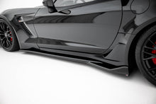 Carica l'immagine nel visualizzatore di Gallery, Diffusori Sotto Minigonne Chevrolet Corvette Z06 C7 — montato sulla vettura