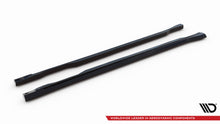 Carica l'immagine nel visualizzatore di Gallery, Diffusori Sotto Minigonne Ford Explorer Mk6 XLT — particolare della finitura