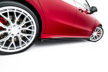 Load image into Gallery viewer, Diffusori Sotto Minigonne Mercedes CLA 35 AMG C118 Facelift AMG 45 Aero — particolare della finitura