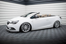 Carica l'immagine nel visualizzatore di Gallery, Diffusori Sotto Minigonne Opel Cascada — dettaglio del profilo