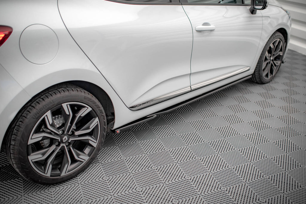Profilo del diffusore sotto minigonna in ABS nero lucido per Clio Mk5