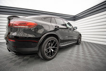 Carica l'immagine nel visualizzatore di Gallery, Dettaglio del profilo dei diffusori sotto minigonne V.1 per GLC Coupé AMG-Line