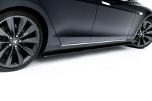 Carica l'immagine nel visualizzatore di Gallery, Diffusori Sotto Minigonne V.2 Tesla Model S Mk1 — dettaglio del profilo