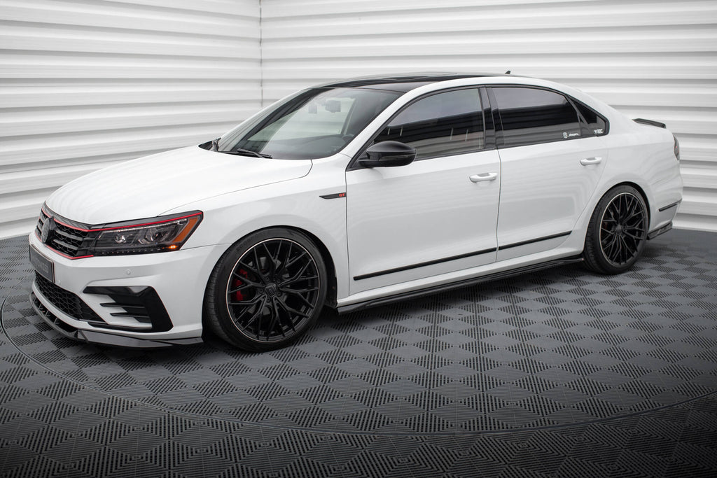 Diffusori Sotto Minigonne Volkswagen Passat B8 Facelifts USA GT — montato sulla vettura