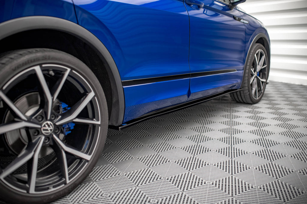 Diffusori sotto minigonne montati sulla Volkswagen Tiguan R Mk2 Facelift