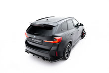 Carica l'immagine nel visualizzatore di Gallery, Estensione Spoiler BMW X1 U11 M35i — dettaglio del profilo