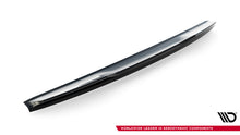 Load image into Gallery viewer, Estensione Spoiler Skoda Superb Berlina Mk4 Sportline — montato sulla vettura