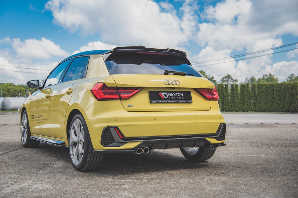Estensione spoiler Maxton Design in ABS nero lucido per Audi A1 S-Line GB, particolare della finitura