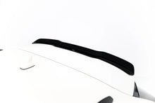 Carica l'immagine nel visualizzatore di Gallery, Particolare dell'estensione spoiler Maxton Design per Audi A3 S-Line 8V