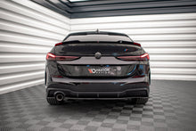 Carica l'immagine nel visualizzatore di Gallery, Estensione spoiler Maxton Design in ABS nero lucido per BMW Serie 2 Gran Coupe F44, montata sulla vettura