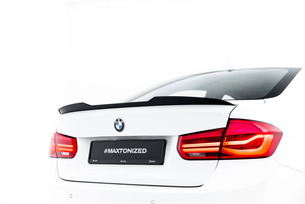 Estensione Spoiler BMW Serie 3 Berlina F30 Sportline — particolare della finitura