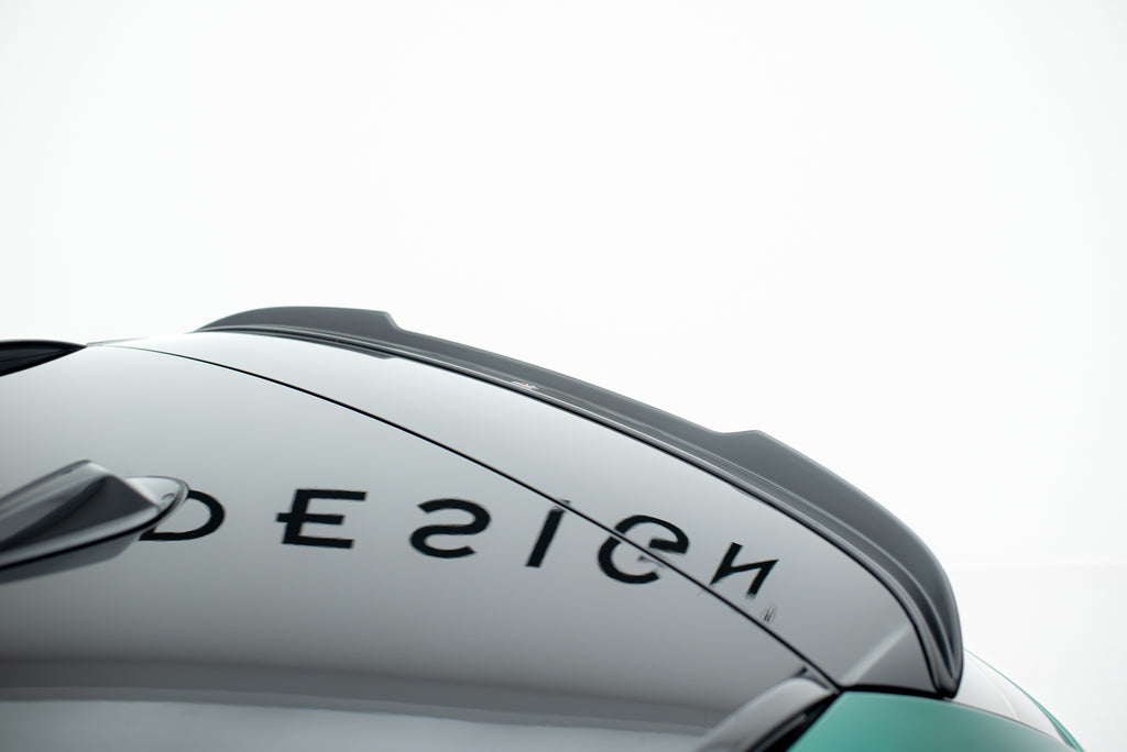 Estensione spoiler Maxton Design per BMW Serie 3 Station Wagon G21 e M3 G81 montato sulla vettura, ABS nero lucido